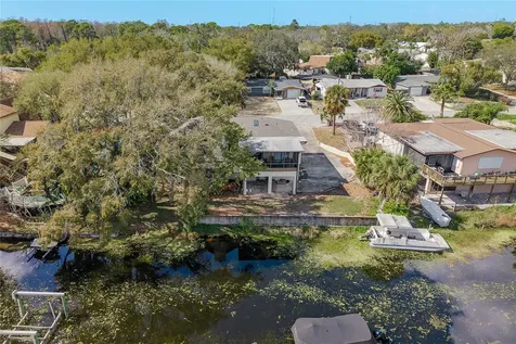 1462 Lakeview Drive Tarpon Springs FL 34689