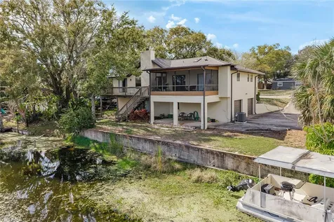 1462 Lakeview Drive Tarpon Springs FL 34689