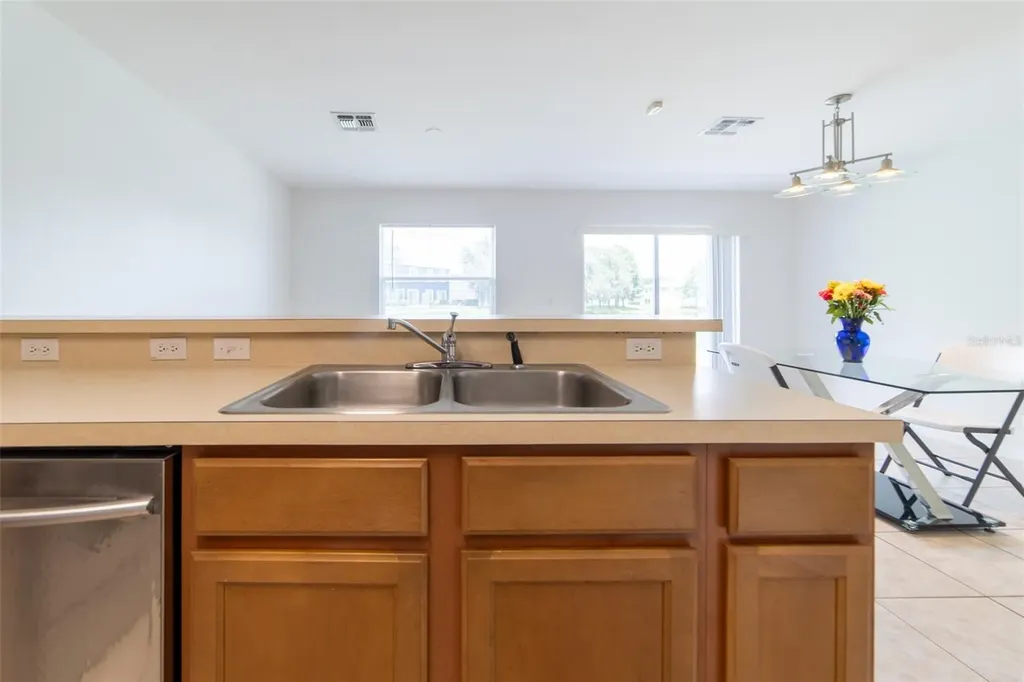 12724 Lexington Summit Street Orlando FL 32828