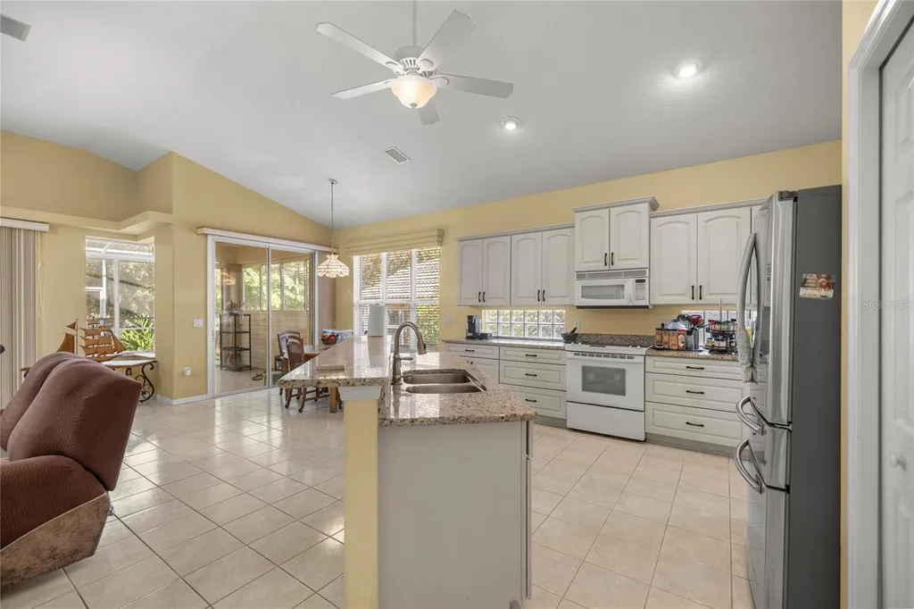 389 W Doerr Path Hernando FL 34442