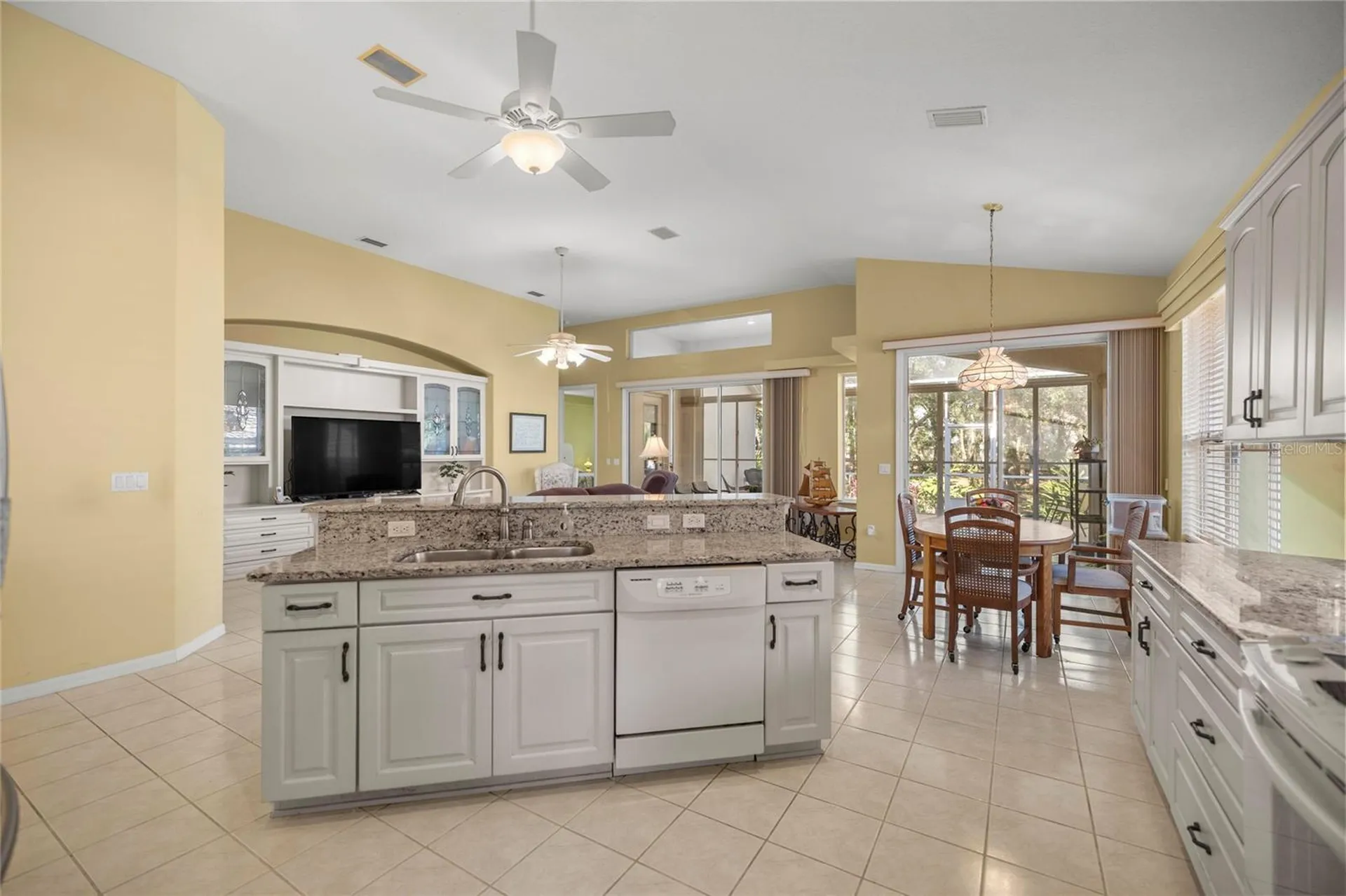 389 W Doerr Path Hernando FL 34442