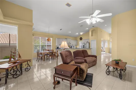 389 W Doerr Path Hernando FL 34442