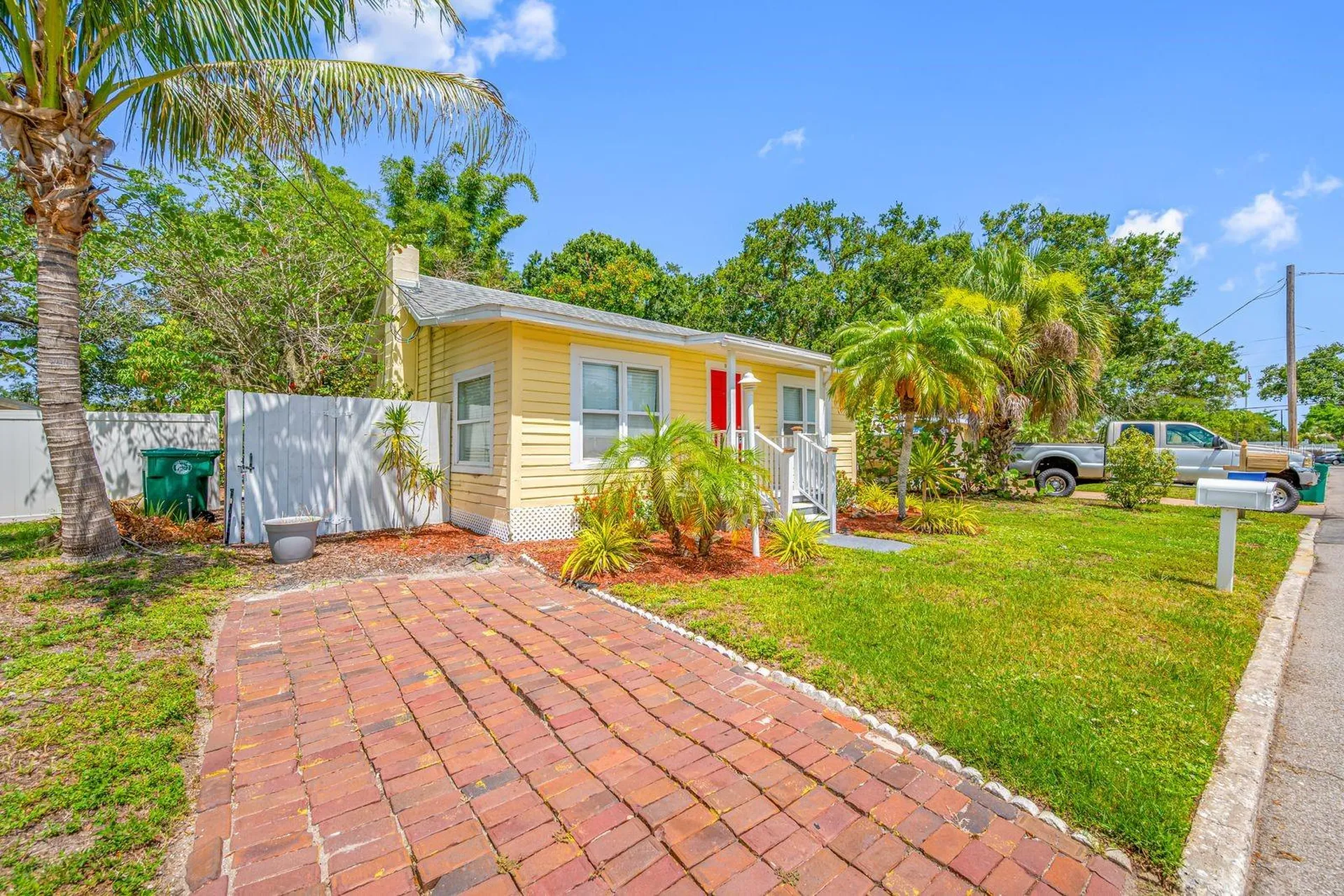 907 18th Avenue W Palmetto FL 34221