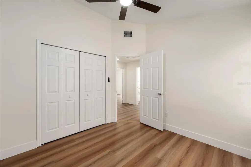 2011 Plainfield Drive Orlando FL 32812