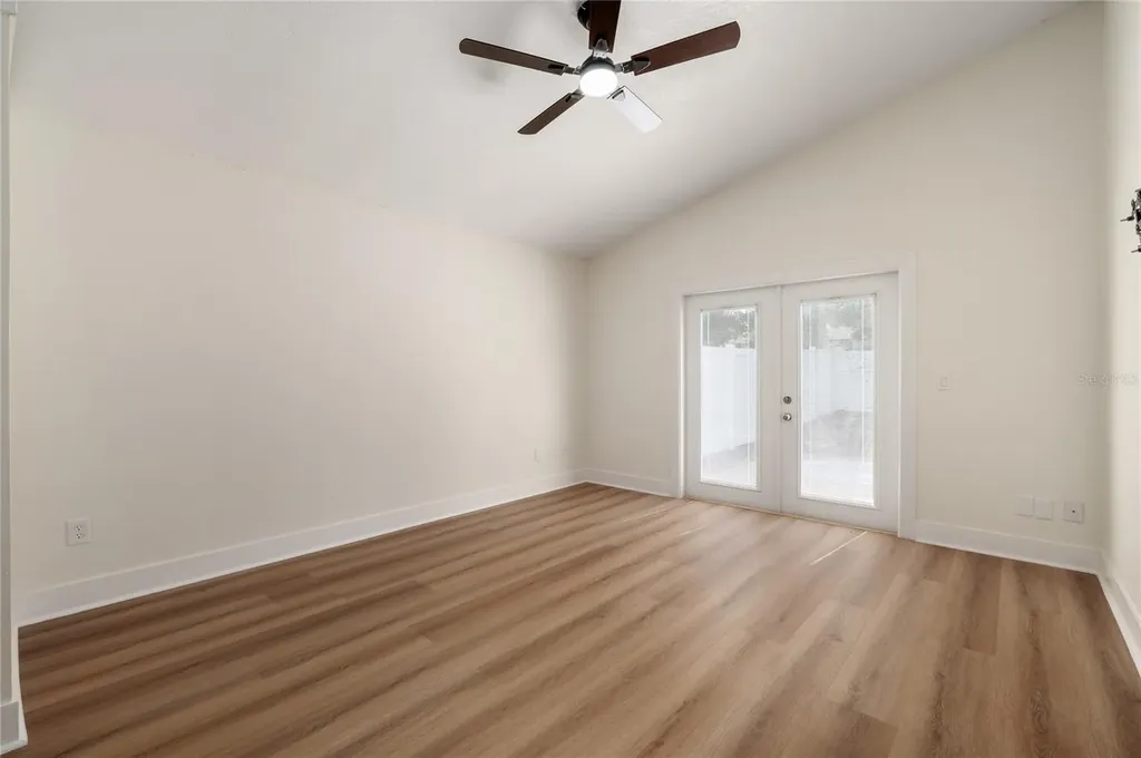 2011 Plainfield Drive Orlando FL 32812
