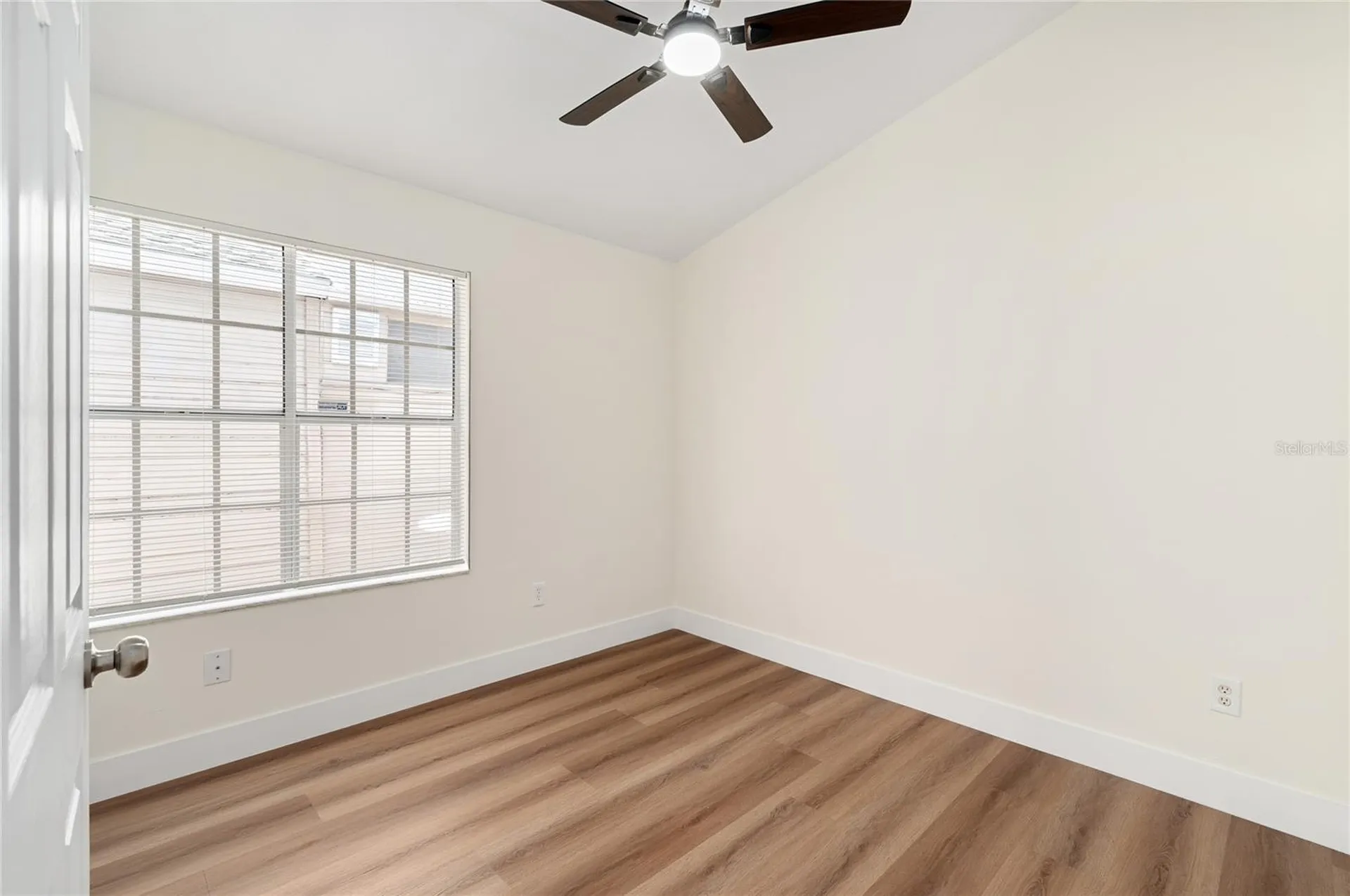 2011 Plainfield Drive Orlando FL 32812