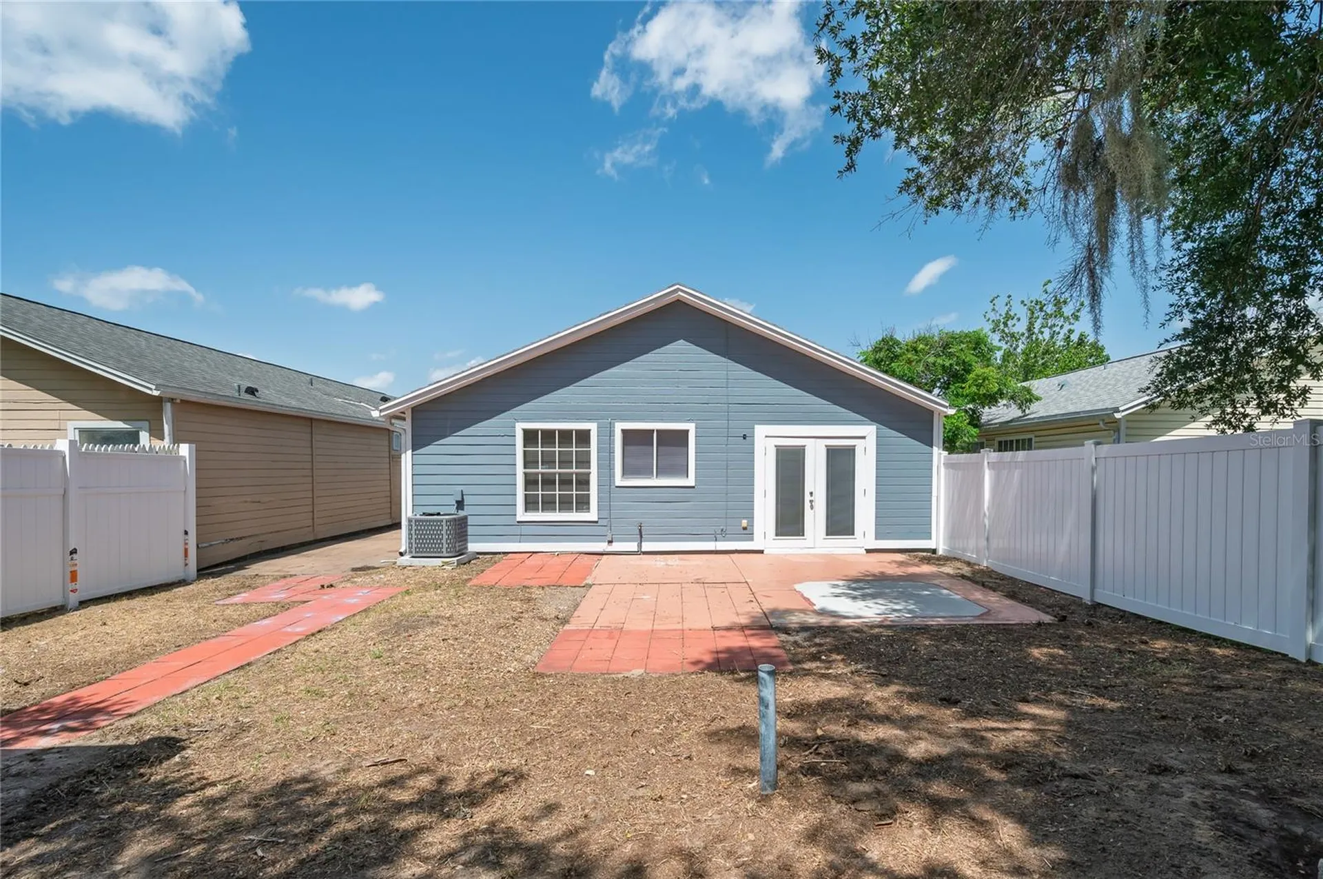 2011 Plainfield Drive Orlando FL 32812