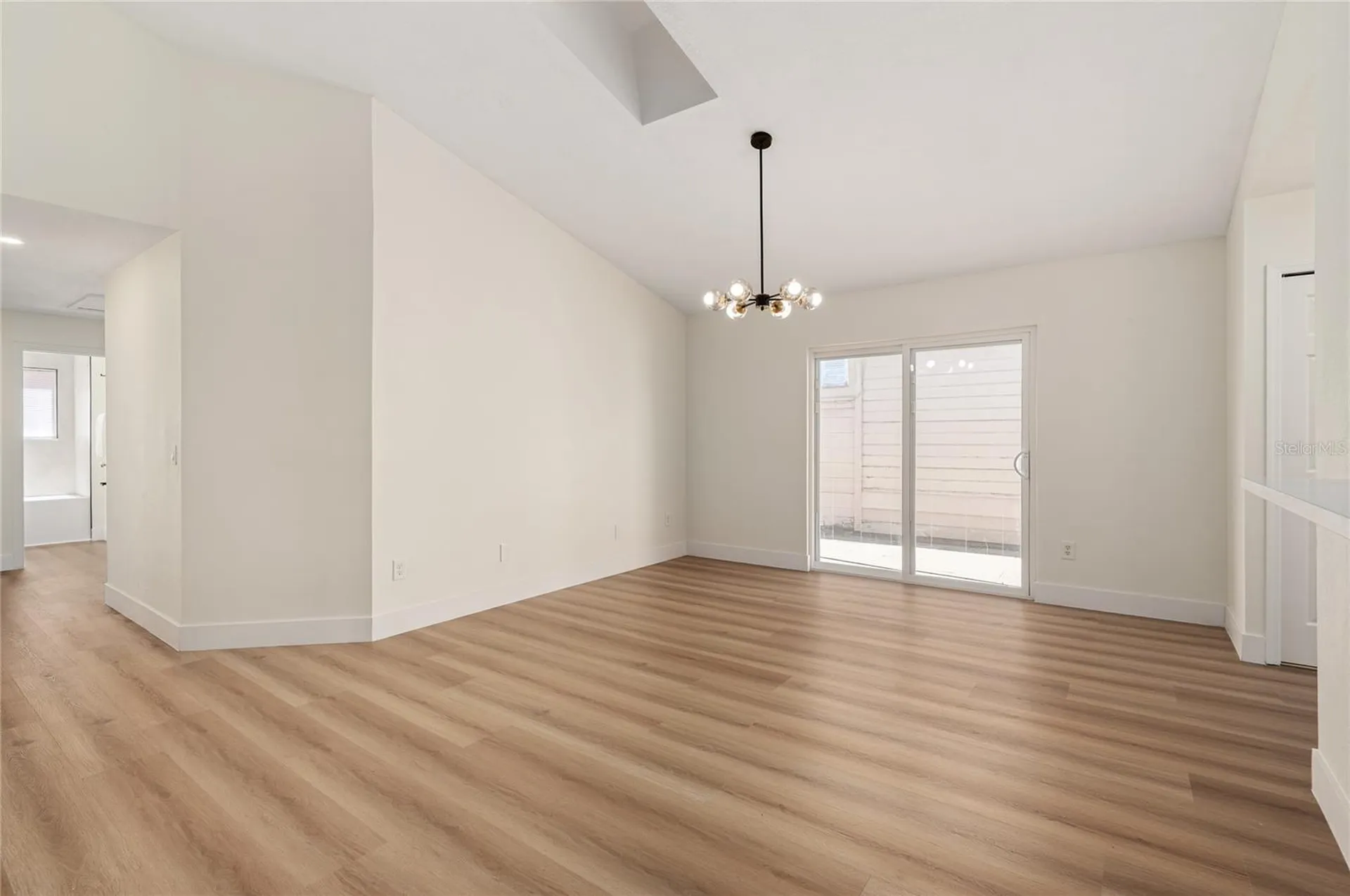 2011 Plainfield Drive Orlando FL 32812