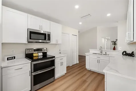 2011 Plainfield Drive Orlando FL 32812
