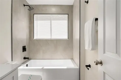 2011 Plainfield Drive Orlando FL 32812