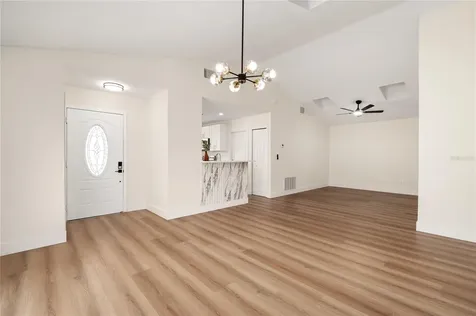 2011 Plainfield Drive Orlando FL 32812