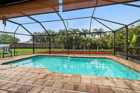 316 SW 19th Terrace Cape Coral FL 33991
