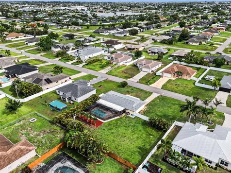 316 SW 19th Terrace Cape Coral FL 33991