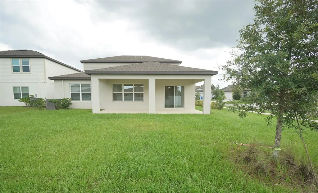 9667 Summers Cay Circle Thonotosassa FL 33592