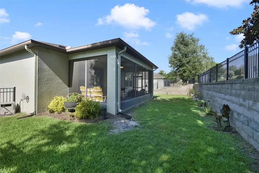 21315 Sorraia Cove Mount Dora FL 32757