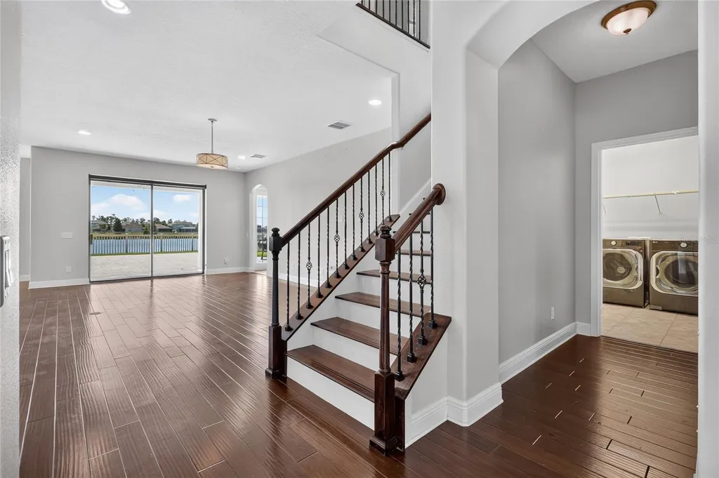 1806 Nature View Drive Lutz FL 33558