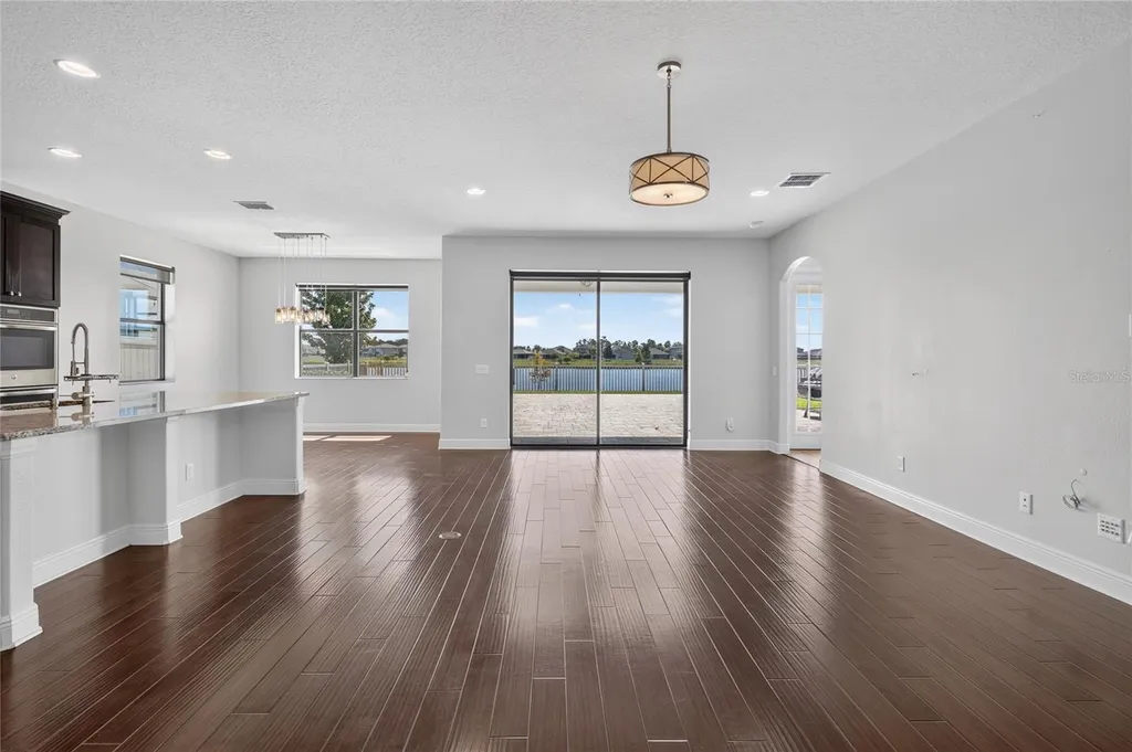 1806 Nature View Drive Lutz FL 33558