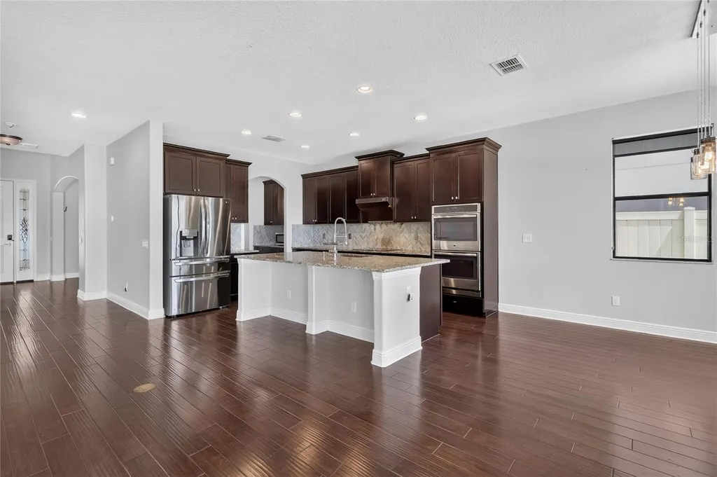 1806 Nature View Drive Lutz FL 33558