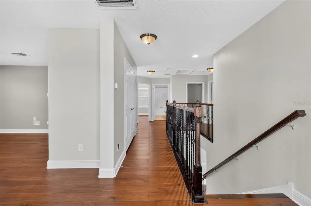 1806 Nature View Drive Lutz FL 33558