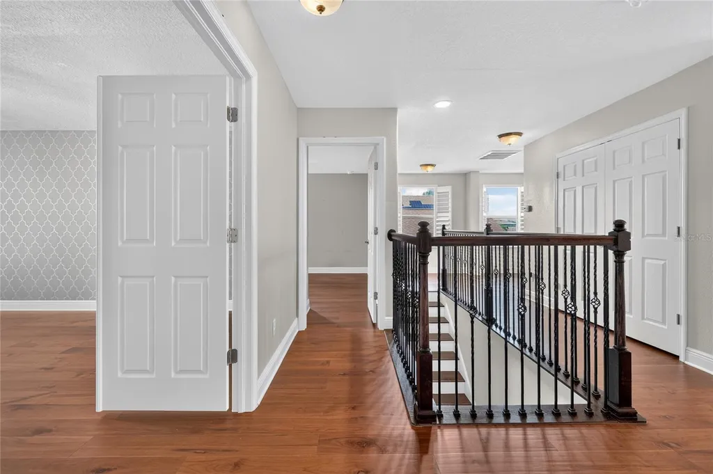 1806 Nature View Drive Lutz FL 33558