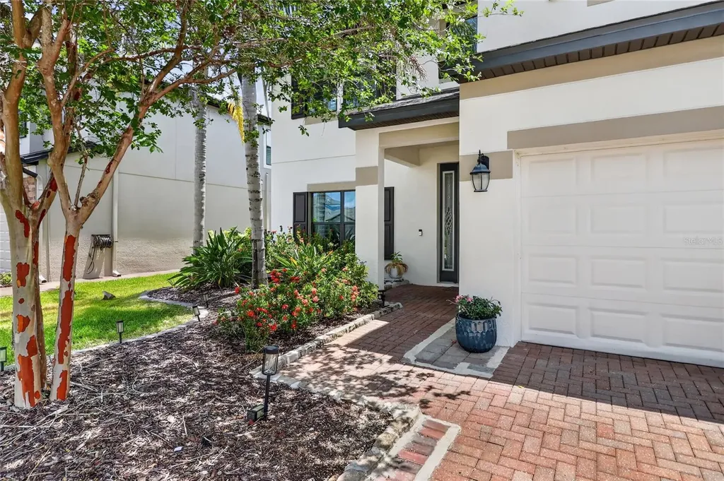 1806 Nature View Drive Lutz FL 33558