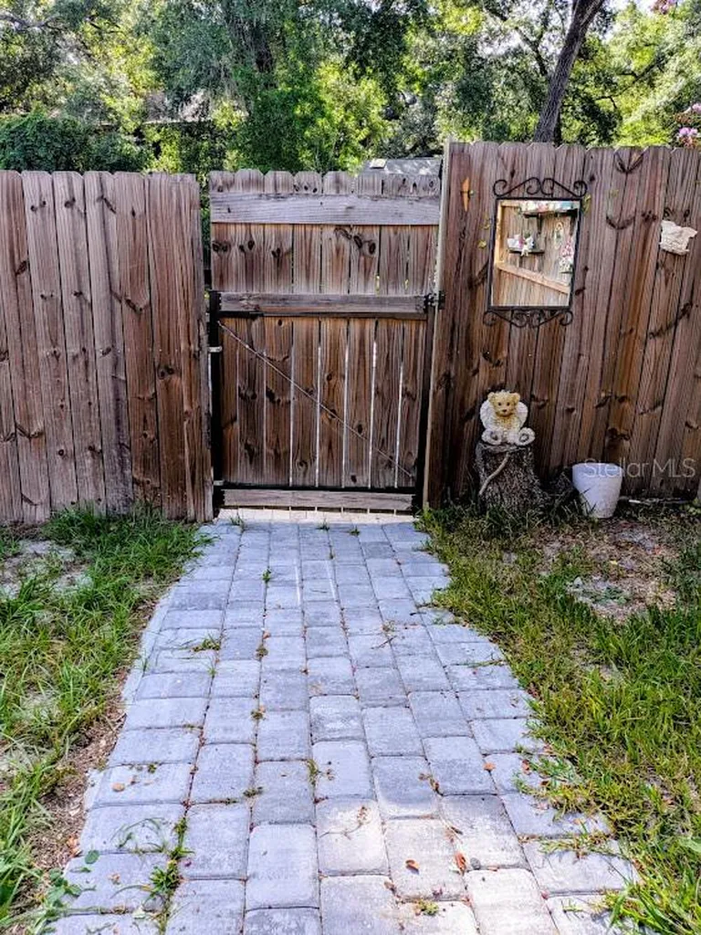 1021 Love Lane Apopka FL 32703