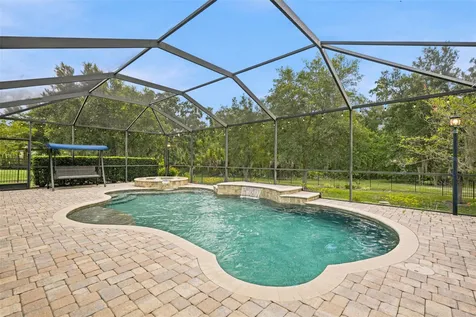 7929 Hampton Lake Drive Tampa FL 33647