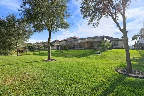 7929 Hampton Lake Drive Tampa FL 33647