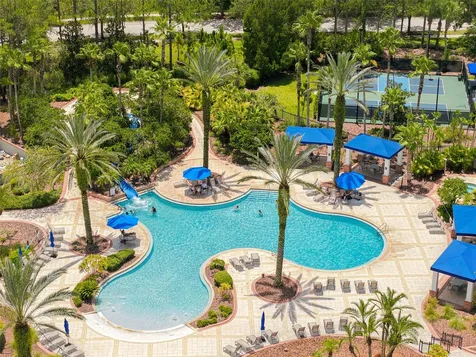7929 Hampton Lake Drive Tampa FL 33647