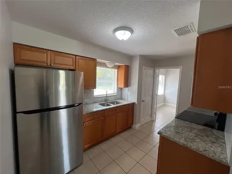 152 Julie Lane Auburndale FL 33823