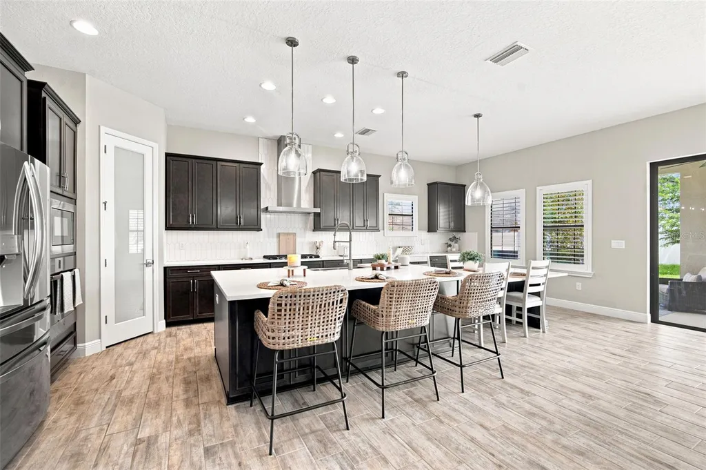 4587 Shoreleaf Loop Valrico FL 33596