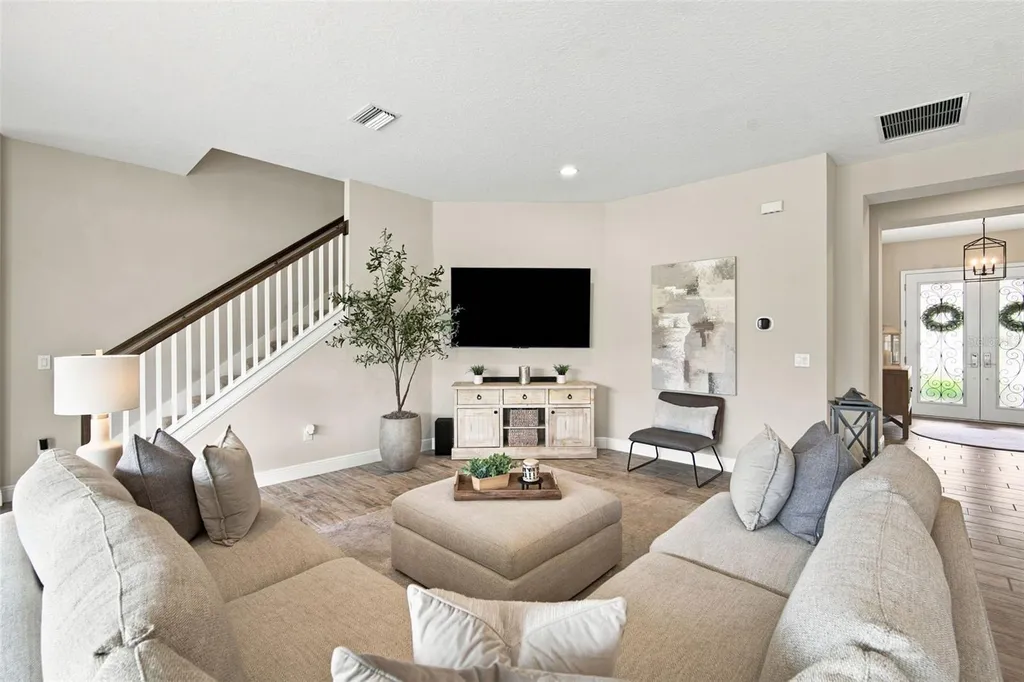 4587 Shoreleaf Loop Valrico FL 33596