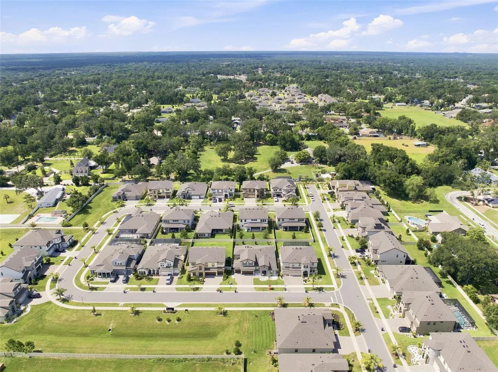 4587 Shoreleaf Loop Valrico FL 33596