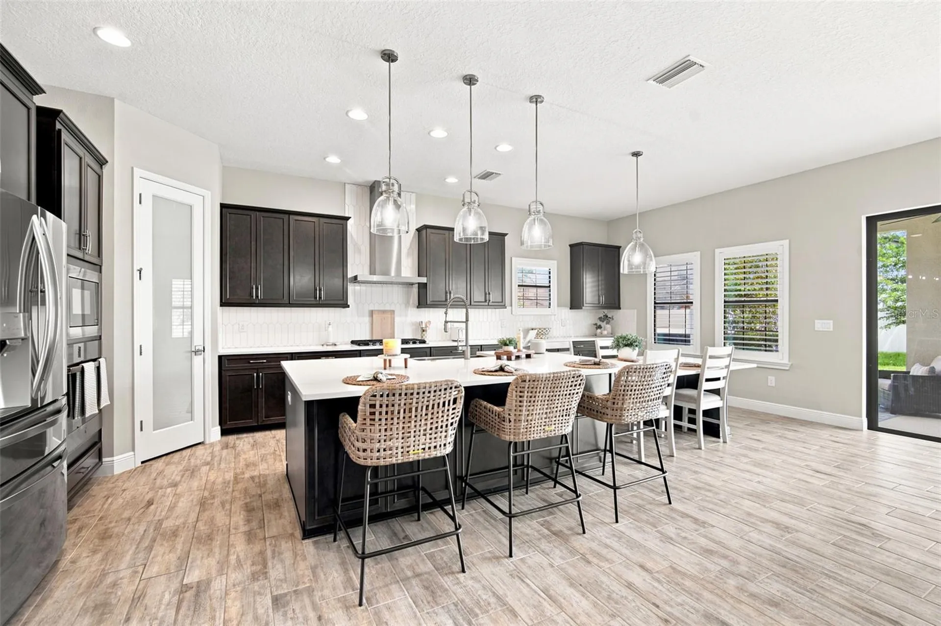 4587 Shoreleaf Loop Valrico FL 33596