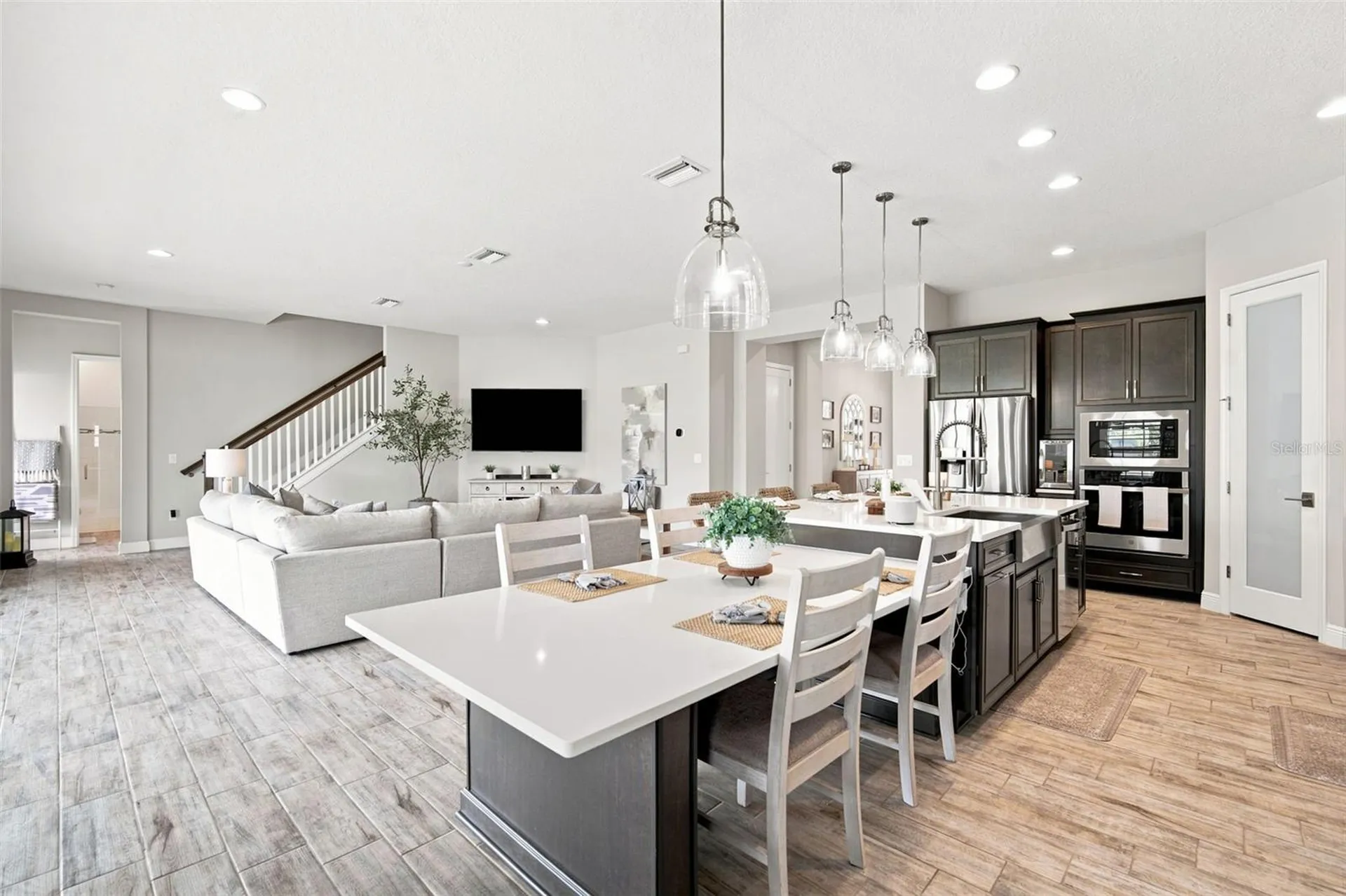 4587 Shoreleaf Loop Valrico FL 33596