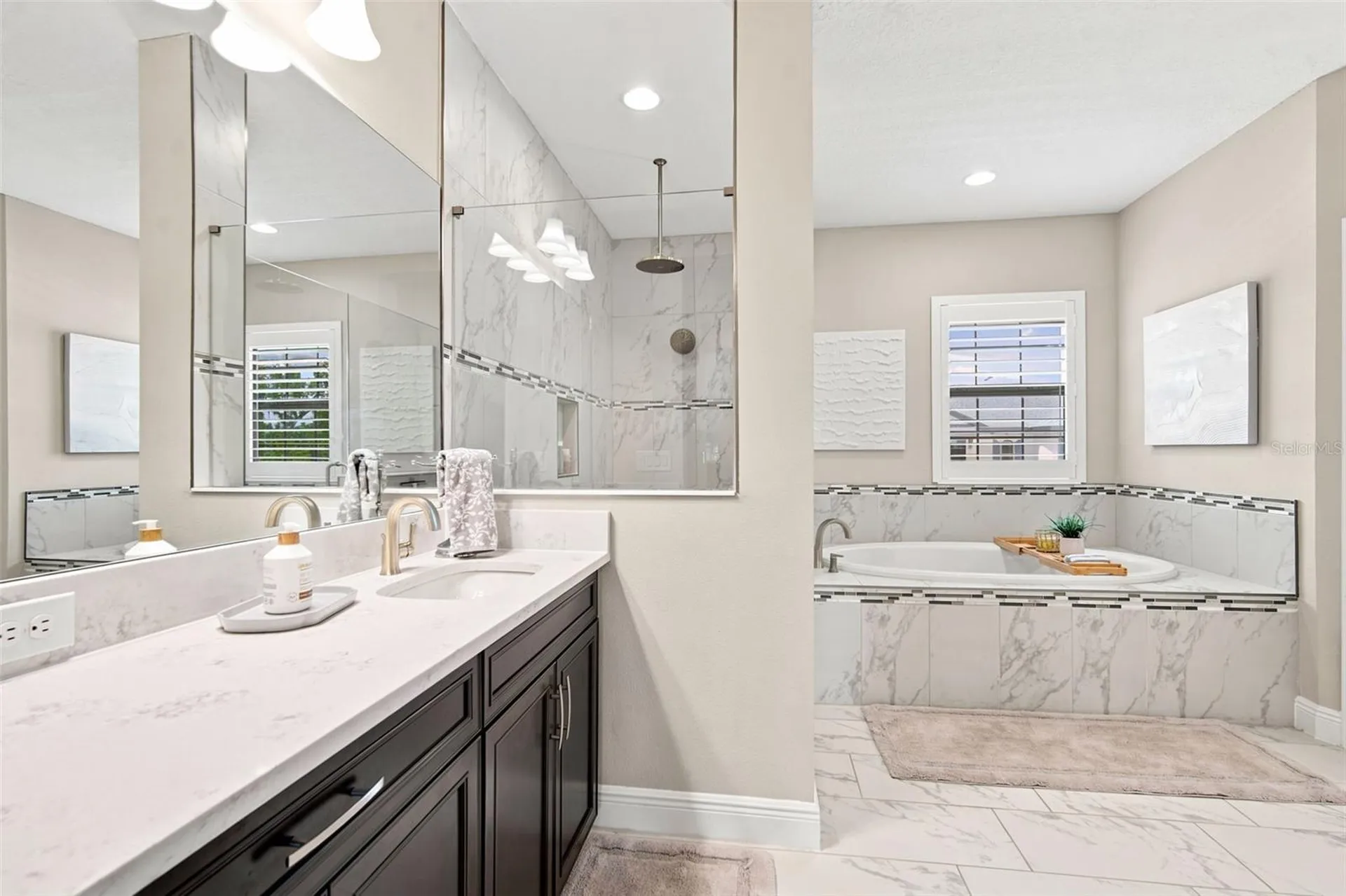 4587 Shoreleaf Loop Valrico FL 33596