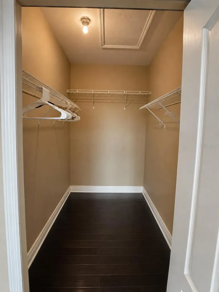 2717 Via Cipriani Clearwater FL 33764