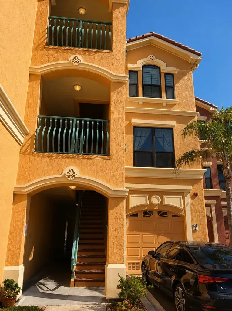 2717 Via Cipriani Clearwater FL 33764