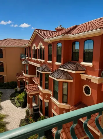 2717 Via Cipriani Clearwater FL 33764