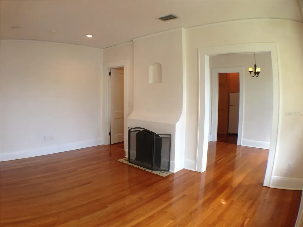 823 S Oregon Avenue Tampa FL 33606