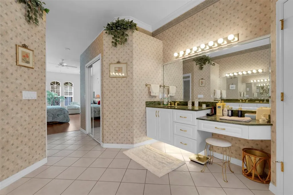 8003 Belshire Drive Orlando FL 32835