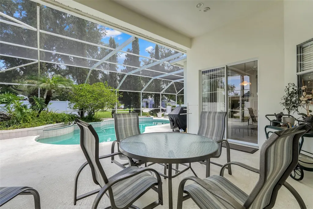 8003 Belshire Drive Orlando FL 32835