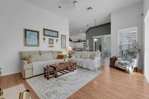 8003 Belshire Drive Orlando FL 32835
