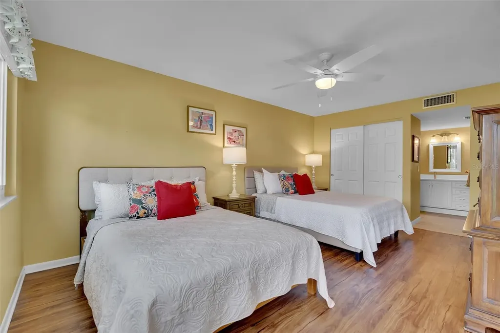 4644 Longwater Chase Sarasota FL 34235