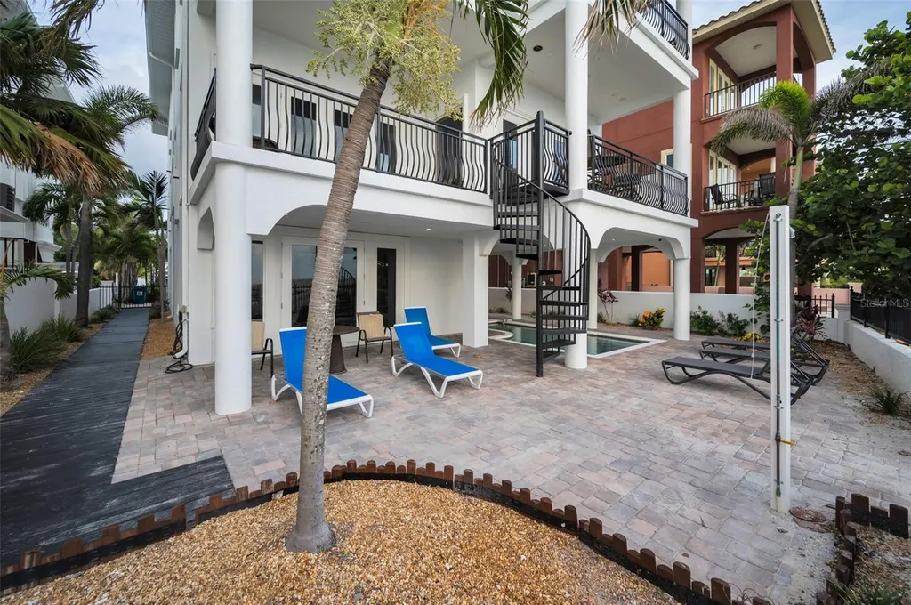 9550 W Gulf Boulevard Treasure Island FL 33706