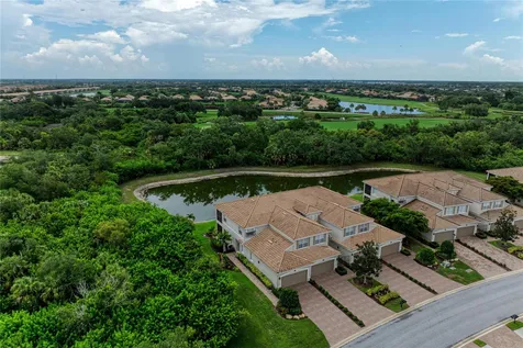 419 Winding Brook Lane Bradenton FL 34212