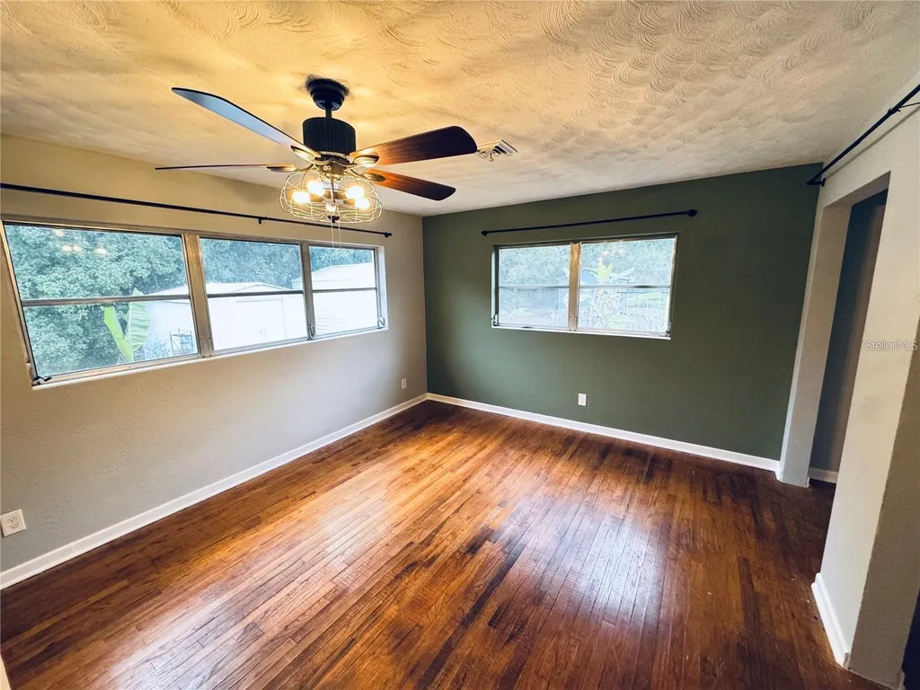 2022 Edgewood Road Leesburg FL 34748