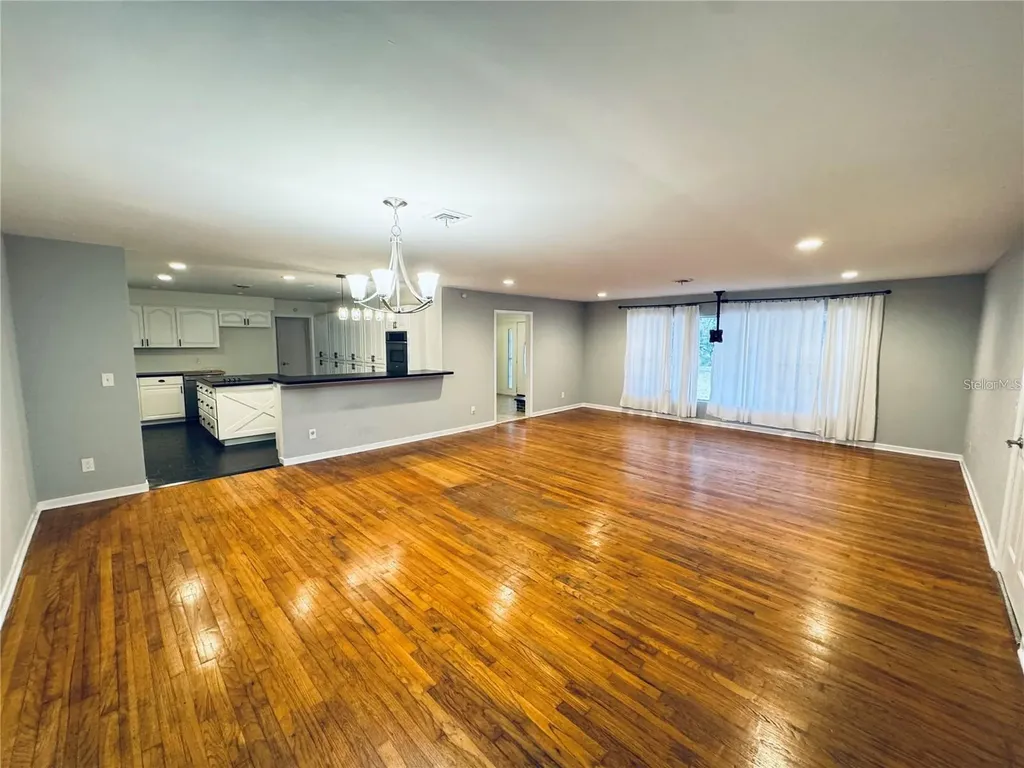 2022 Edgewood Road Leesburg FL 34748