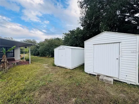 2022 Edgewood Road Leesburg FL 34748