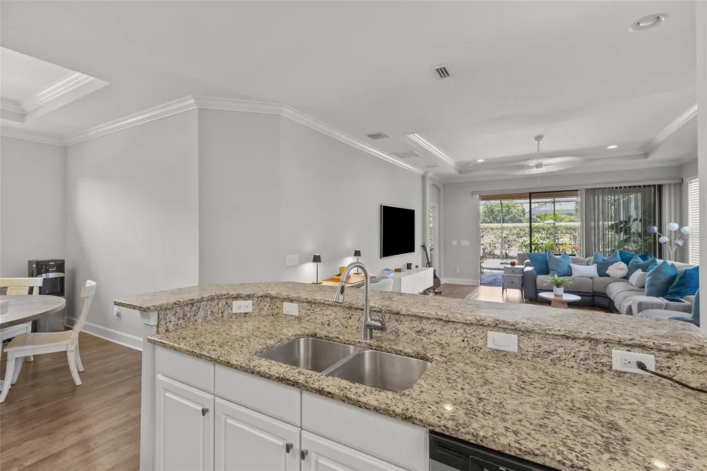 5019 Savona Run Bradenton FL 34211